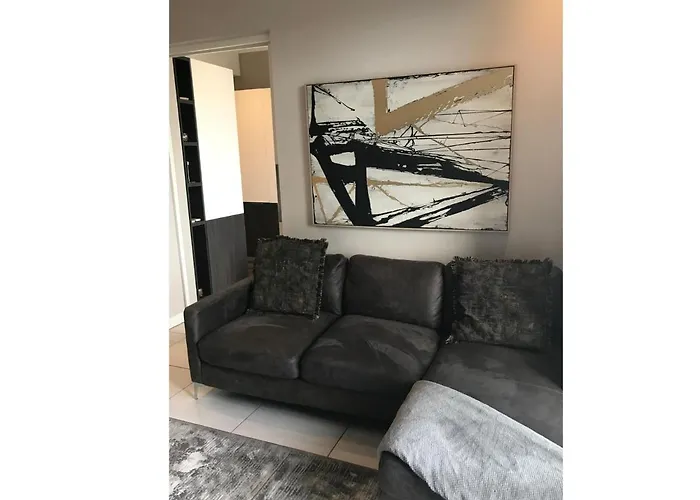 Menlyn Apartment - Sapphire Gold