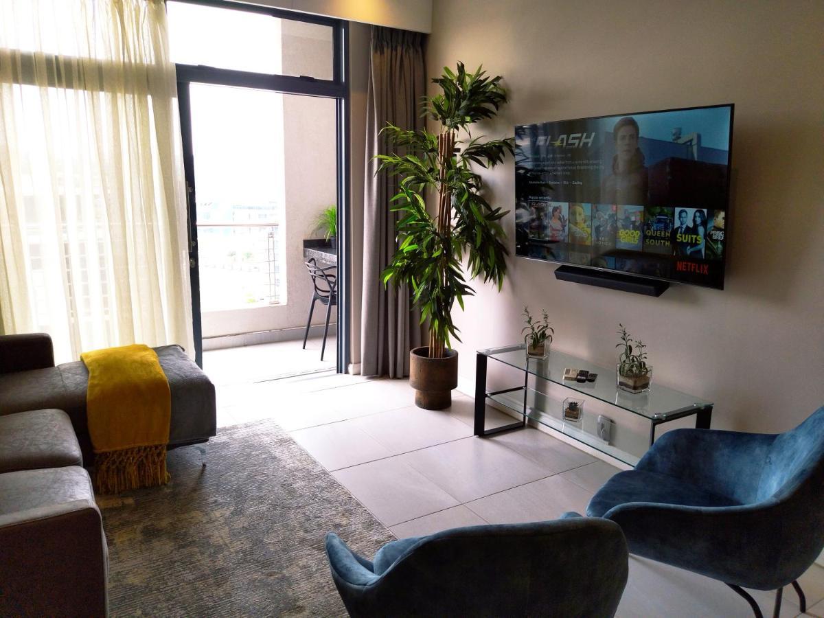 Menlyn - Sapphire Gold Apartment