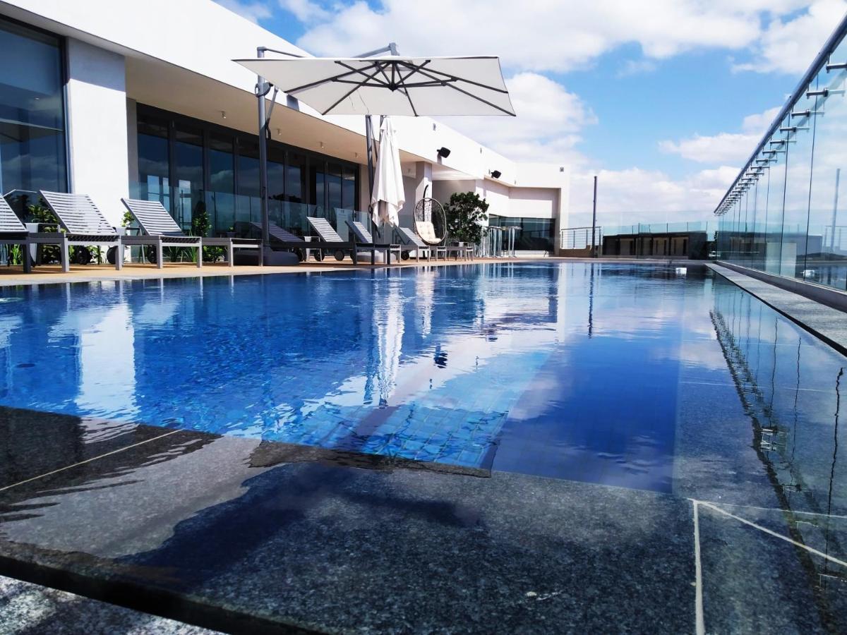 Menlyn - Sapphire Gold * Pretoria